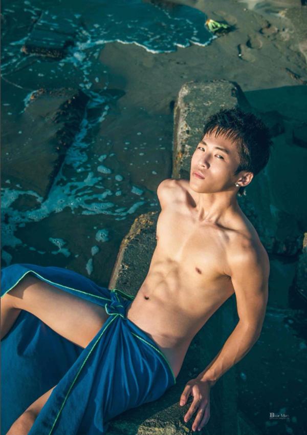 PHOTO-SET-Whoseman-1-吳敵警長來囉~~~我的靴子裡有蛇